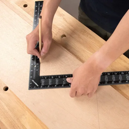 Vista 7 de POWERTEC Cuadrado para enmarcar, cuadrado de carpintero de acero de 16 x 24 pulgadas con mesas de viga, herramientas de marco y regla de ángulo