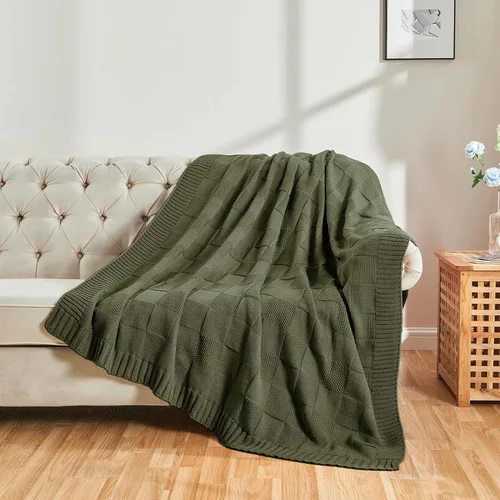 Vista 4 de CozeCube Manta de Punto a Cuadros, Manta a Cuadros Verde Oliva para Sofá, Manta Decorativa Navideña Suave Acogedora y Cálida de Punto para Cama Sofá