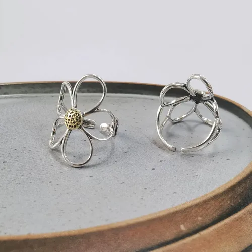 Vista 2 de Anillo de flores, anillo de margarita vintage para mujer, anillo ajustable de flor de nacimiento de abril, regalo de joyería