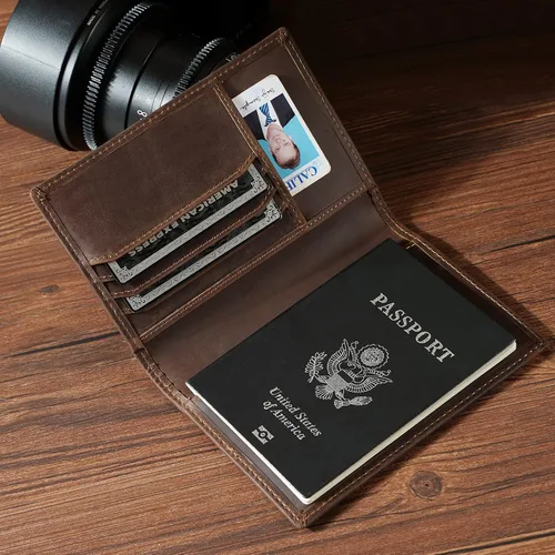 Vista 4 de Polare Slim RFID bloqueo cuero pasaporte titular viaje doble cartera para hombres, Marrón oscuro, Soporte para pasaporte de cuero plegable