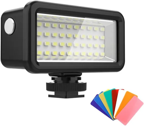 PU631B Luz de llenado impermeable LED Luz de buceo 6000K-6500K Temperatura de color IPX8 Subacuática 40M Batería incorporada con 8 filtros de color