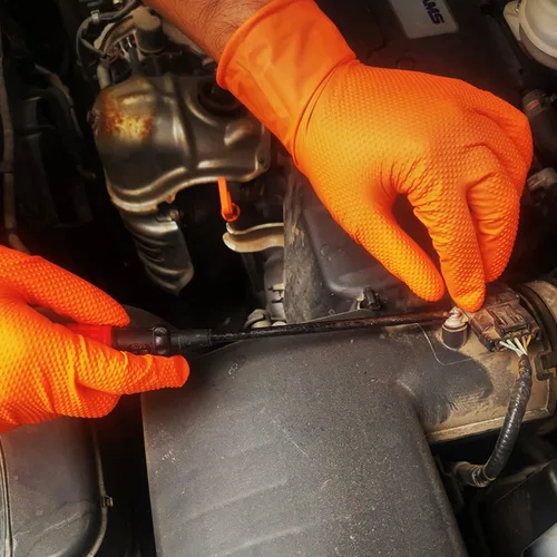 Vista 7 de TitanFlex Heavy Duty Orange Industrial Nitrile Gloves with Raised Diamond Texture, Latex Free (6mil/8mil)