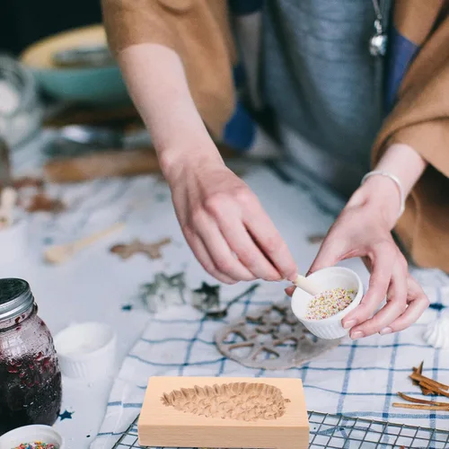 Vista 3 de EXCEART Molde de madera para galletas de Navidad, moldes de galletas de piña, cortador de galletas, sellos de prensa de pan de jengibre, molde