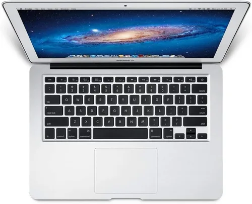 Vista 3 de Apple MacBook Air MD711LL/B Laptop 11.6 pulgadas pantalla ancha LED retroiluminada HD, Intel Dual-Core i5 hasta 2.7GHz, 4 GB RAM, 128 GB SSD, Cámara
