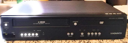 Vista 2 de MAGNAVOX DV220MW9 Reproductor de DVD VCR Combo