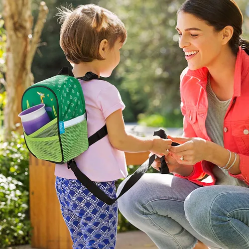 Vista 2 de Munchkin® Brica® By-My-Side™ Mochila de arnés de seguridad para niños pequeños con correa, jirafa, color verde