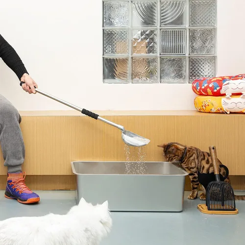 Vista 2 de Yangbaga Cuchara de arena de metal para gatos con pala profunda y mango largo, tamiz antiadherente desmontable de acero inoxidable con agarre