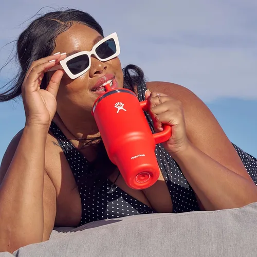 Vista 12 de Hydro Flask Vaso de Viaje de 40 Oz con Asa, Tapa y Pajita - Acero Inoxidable Aislado en 40 Oz Birch