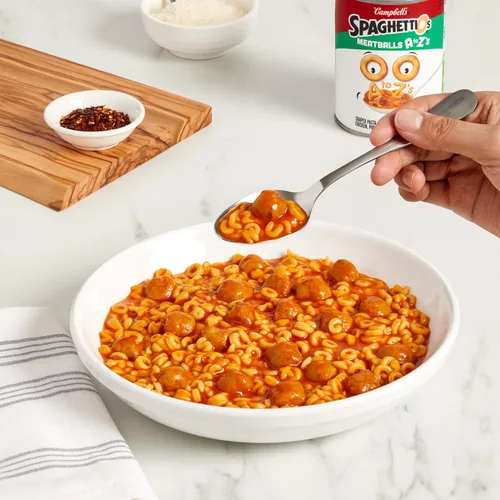 Vista 3 de SpaghettiOs Pasta enlatada con albóndigas A to Z's, lata de 15.6 onzas