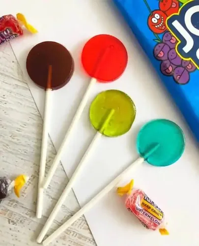 Vista 3 de Hershey's - Bolsa de chocolate y caramelo surtido, 125 unidades, 2.4 lbs2.4 libras (enviada desde Canadá)