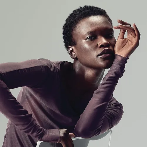 Vista 5 de Paul Mitchell Awapuhi Moisture Mist, Hydrating Spray For Hair + Skin, Instantly Refreshes