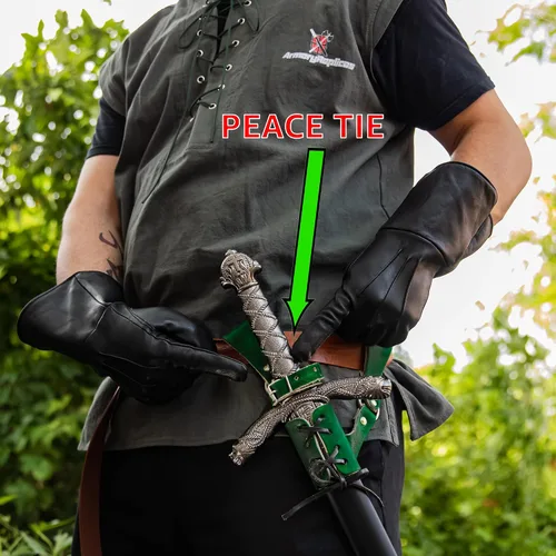 Vista 63 de Armory Replicas™ - Rana espada de cuero hecha a mano – Disfraz medieval LARP hebilla ajustable y cinturón de arma con cable soporte