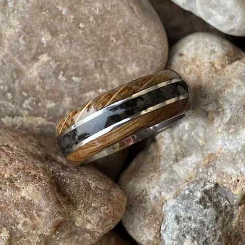 Vista 6 de Whiskey Barrel and Dinosaur Bone Wedding Band
