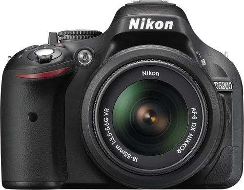 Nikon D5200 24.1 MP CMOS Digital SLR con 0.709-2.165 in f/3.5-5.6 AF-S DX VR NIKKOR Zoom Lens (negro) (Descontinuado por el fabricante)