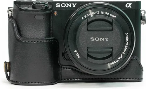 Vista 4 de MegaGear Ever Ready - Funda de piel para cámara compatible con Sony Alpha A6300, A6000