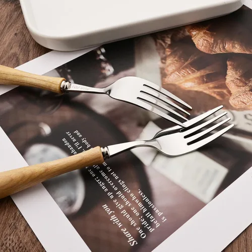 Vista 5 de Juego de cubiertos con mango de madera, 24 piezas (4 juegos), juego de cubiertos con cuchillos para carne, vajilla de acero inoxidable 304, Amarillo