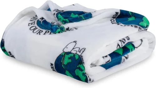 Vista 19 de Berkshire Peanuts® VelvetLoft® - Manta extragrande para niños con el adorable personaje de Snoopy de peluche, clase de arte de Snoopy de Peanuts