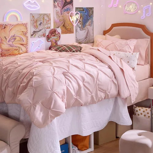 Vista 9 de Bedsure Juego de edredón tamaño individual XL, juego de ropa de cama extra largo de 5 piezas, cama plisada rosa en una bolsa con edredón, sábanas
