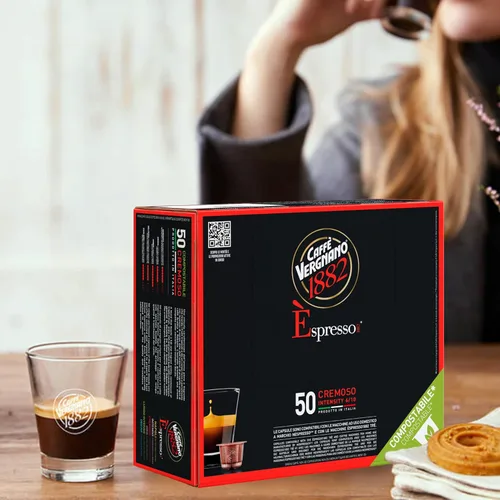 Vista 5 de Cápsulas compatibles para máquina de espresso línea original de tostado medio de Café Vergnano 1882, café espresso de arábica y robusta, café