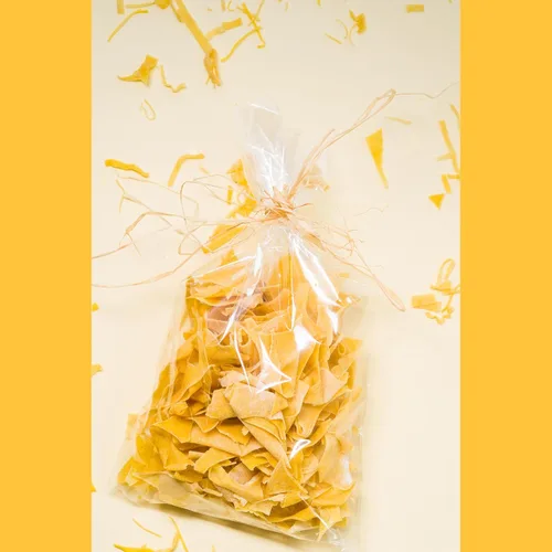 Vista 3 de Morepack Bolsas de celofán, 200 bolsas de regalo de celofán transparente con lazos giratorios (8 x 12 pulgadas)