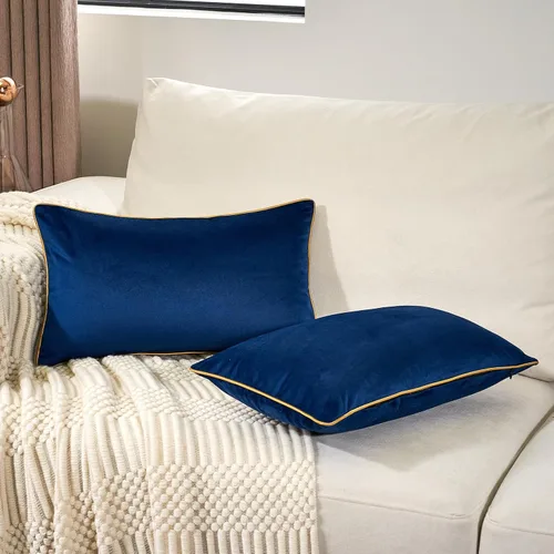 Vista 14 de Aeckself Paquete de 2 fundas de almohada de terciopelo verde de 18 x 18 pulgadas, fundas de almohada decorativas de lujo modernas con borde dorado