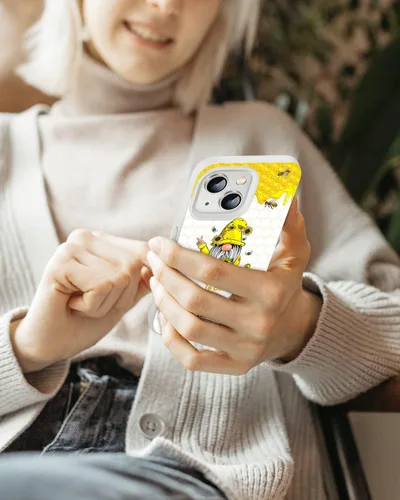 Vista 5 de Carcasas para iPhone 16, 15, 14, 13, 12, 11, Pro, Max, Galaxy S25, S24, S23, S22, S21, S20, FE Plus, A16, A15, A14, A54, con nombre de abeja