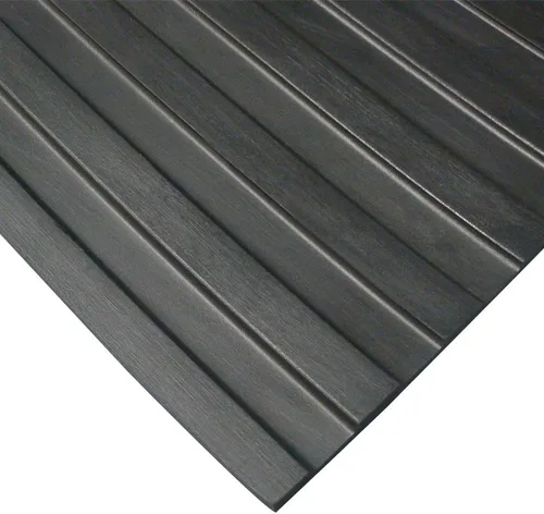 Vista 2 de Rubber-Cal Alfombrilla de goma corrugada de nervadura ancha - 1/8 pulgadas de altura x 4 pies x 1 pie