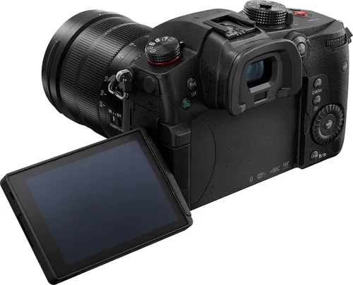 Vista 4 de Panasonic LUMIX GH5S Cámara digital 4K corporal, cámara sin espejo de 10.2