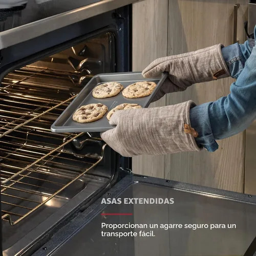 Vista 6 de KitchenAid Bandeja para hornear de acero aluminizado antiadherente de ingeniería suiza, apta para lavavajillas, Agave, 9x13 pulgadas