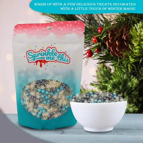 Vista 2 de Wintertime Magic – Bolsa resellable de 4 onzas – Gránulos temáticos de Navidad – Con copos de nieve blancos, caramelos plateados, perlas plateadas