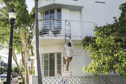 Vista 4 de ISOP Escalera de extensión de 10 pies, fabricada en Estados Unidos, escalera de cuerda de nailon con ganchos de resorte, ligera, duradera