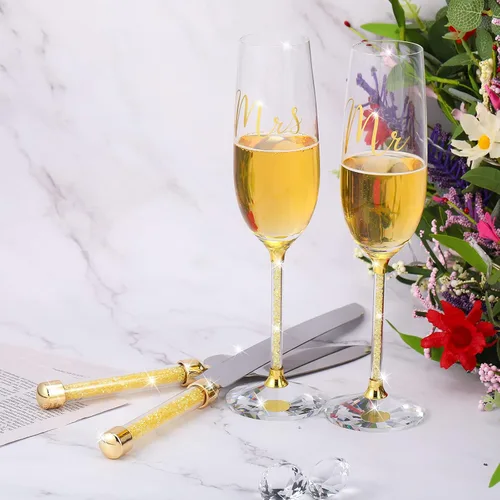 Vista 6 de Juego de 4 cuchillos para tartas de boda y copas de champán para servir de señor y señora para tostar, juego de corte de pastel de cristal con Dorado