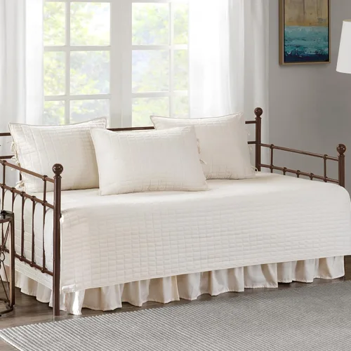 Vista 12 de Comfort Spaces - Funda para sofá cama, acolchado doble cara de lujo, ropa de cama acogedora para todas las estaciones con falda de cama, fundas a