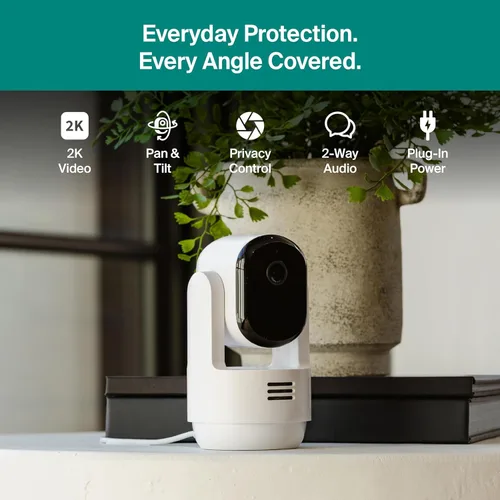 Vista 5 de Arlo Essential - Cámara de seguridad para interiores con inclinación panorámica 2K (versión 2025) + 6 meses de plan Secure Plus, alimentación