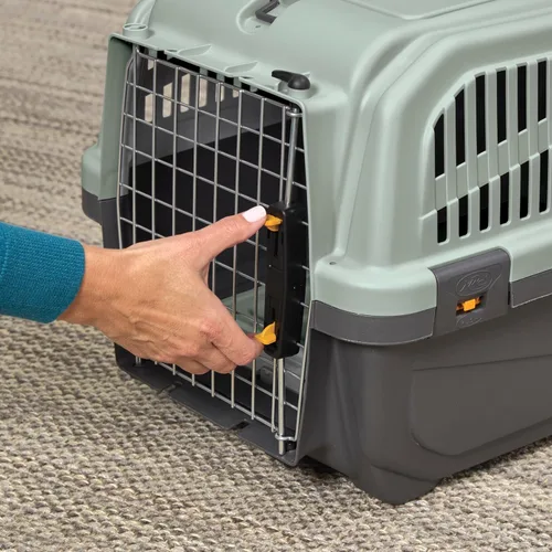 Vista 10 de Midwest Homes for Pets Skudo - Transportador de plástico para gatos de 24 pulgadas con bandeja de arena integrada