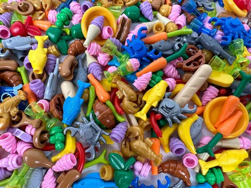 Vista 4 de Accesorios de comida, juguete de construcción, 83 piezas, variedad a granel, clásico, ciudad, granja, cocina, jardín, amigos, animales, bebidas