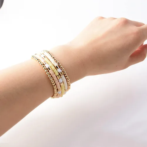 Vista 4 de Pulseras de cuentas de arcilla estilo heishi surfista para mujer, con discos de vinilo y dije de mal de ojo, apilables, pulseras elásticas