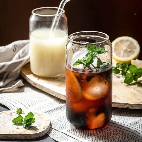 Vista 5 de Vasos de vidrio con tapas y pajitas de bambú, juego de 2 vasos de cerveza en forma de lata, vaso de vidrio de 16 onzas, juegos de vasos para beber