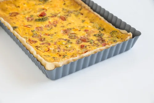 Vista 2 de Fox Run 44513 - Molde con fondo extraíble para tarta y quiche, 9 pulgadas, Metálico