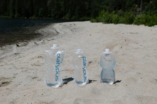 Vista 7 de Platypus SoftBottle - Botella de agua plegable para mochileros con tapa de cierre