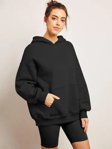 Vista 2 de Trendy Queen Sudaderas de gran tamaño con capucha de forro polar para mujer, camisas de manga larga, ropa de otoño con bolsillo