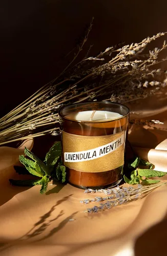Vista 3 de C.O. Bigelow - Vela perfumada de menta Lavendula, vela de cera de soja premium, 60 horas de tiempo de combustión, velas no tóxicas vertidas a mano