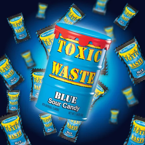 Vista 3 de TOXIC WASTE - Tambor Azul de Dulces Peligrosamente Ácidos - Sabores de Limonada, Algodón de Azúcar, Blutti Frutti, Uva Concord y Bl Umeboshi