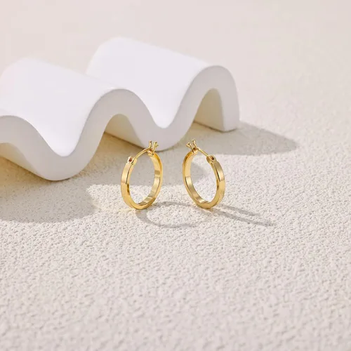 Vista 4 de Aretes de aro para mujer, aros planos chapados en oro de 14 quilates Dorado