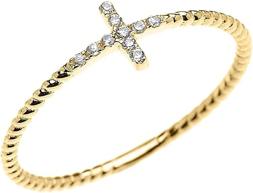 Anillo de oro amarillo de 14 quilates con diamante acentuado lateral y diseño de cuerda cruzada (color K-M)