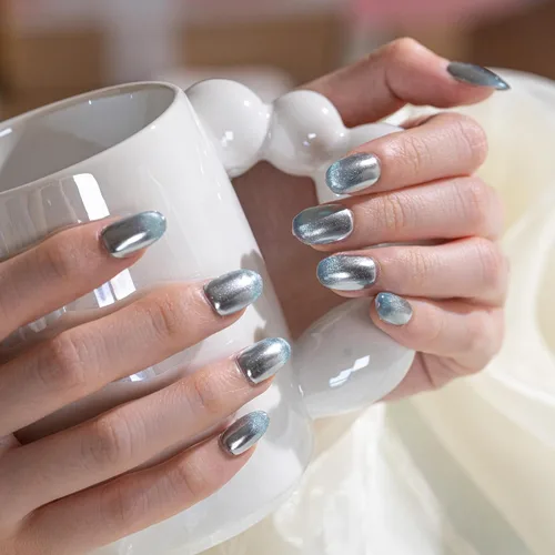Vista 11 de Sun&Beam Nails Uñas a presión hechas a mano, medianas y largas, almendra, ovalada, azul y blanco, concha de perla, diseño 3D, bonitos dijes