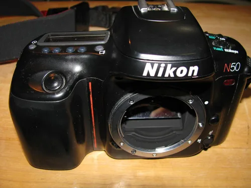 Nikon Cámara N50F50
