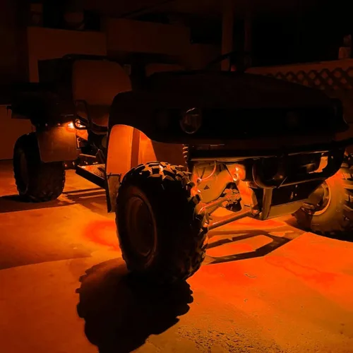 Vista 6 de SUNPIE 8 cápsulas de luz LED de roca ámbar de conexión rápida, 18 chips de ángulo amplio, cables de extensión de 4M para cada luz, almohadillas