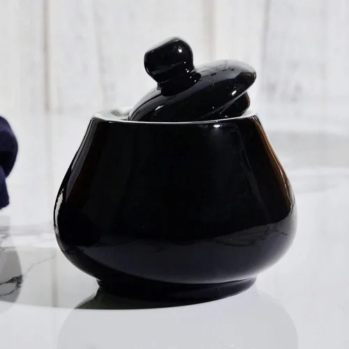 Vista 3 de Tarro de especias de cerámica negro simple Caja de condimentos Pote de azúcar con tapa