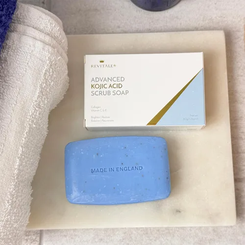 Vista 6 de REVITALE Jabón exfoliante aclarante avanzado de ácido kójico: barra restauradora y equilibradora para un aspecto radiante y rejuvenecido